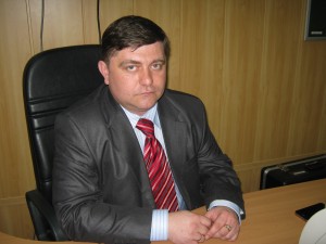 СЕРГЕЙ БАЗАНОВ, директор Центра
